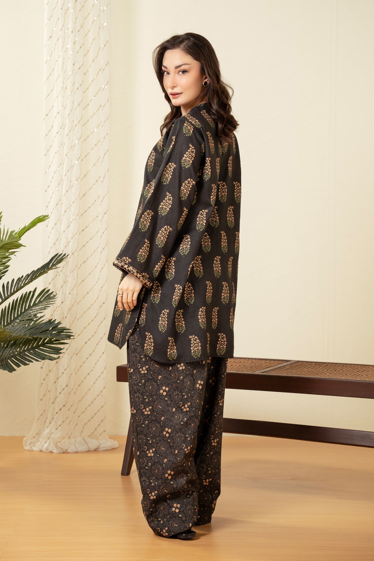 EMBROIDERED COTTON LINEN VISCOSE STITCHED 2 PIECE SUIT