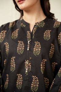 STITCHED EMBROIDERED SHIRT BOTTOM
