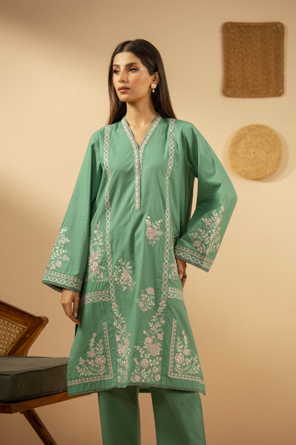 EMBROIDERED CAMBRIC STITCHED 2 PIECE SUIT (FACTORY E-OUTLET)