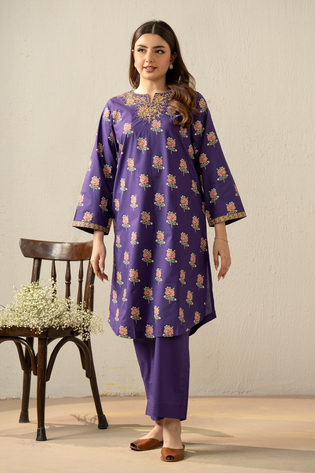 EMBROIDERED CAMBRIC STITCHED 2 PIECE SUIT