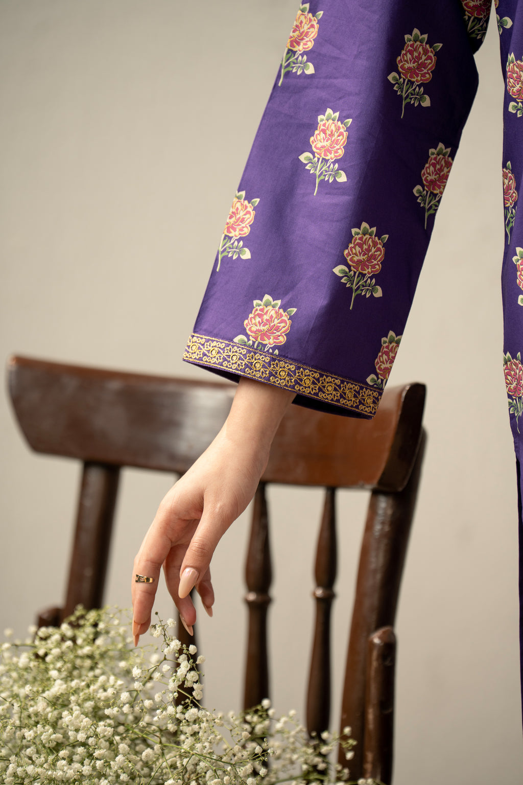 EMBROIDERED CAMBRIC STITCHED 2 PIECE SUIT