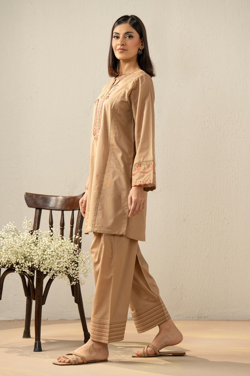 EMBROIDERED CAMBRIC STITCHED 2 PIECE SUIT