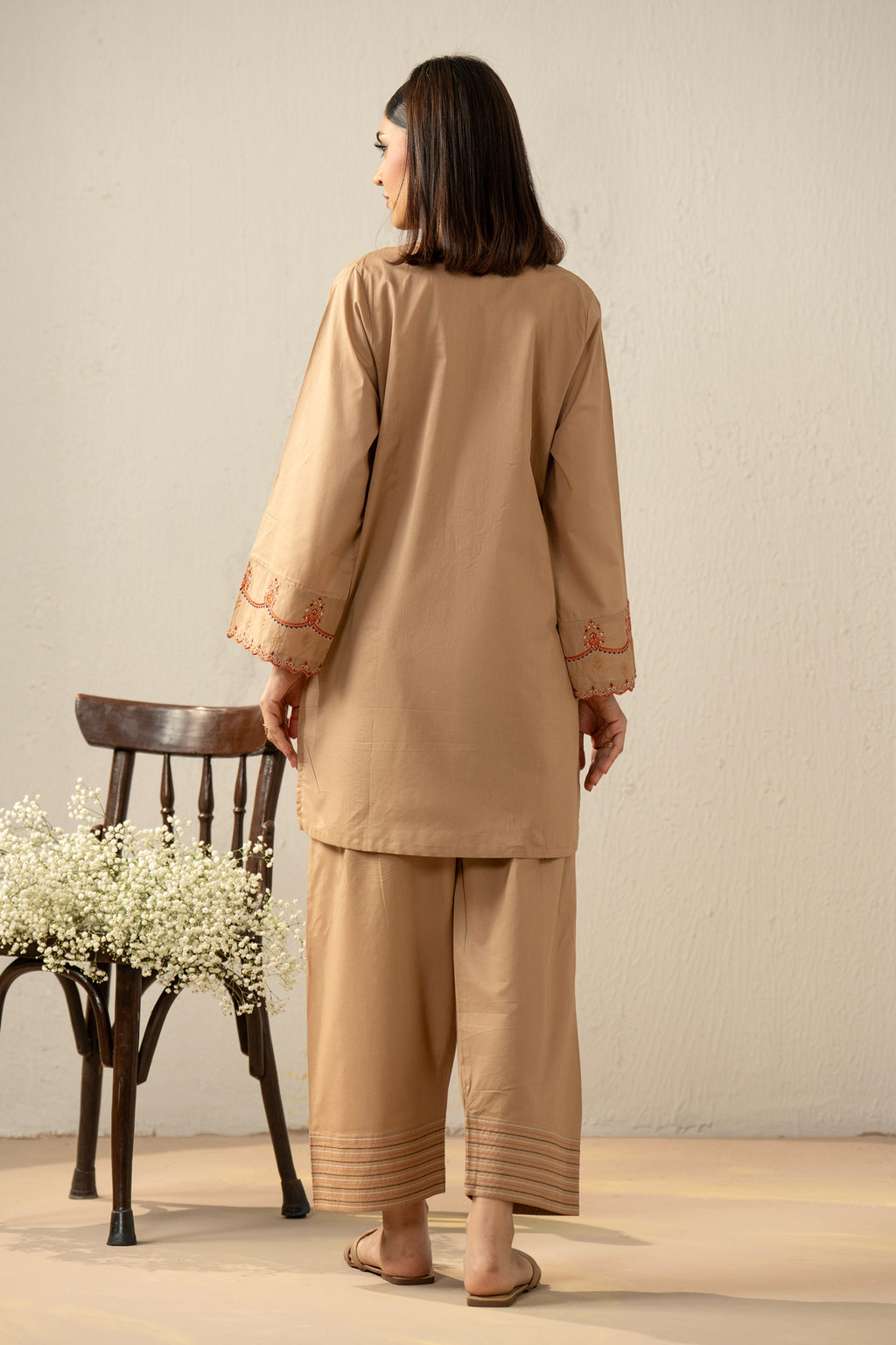 EMBROIDERED CAMBRIC STITCHED 2 PIECE SUIT