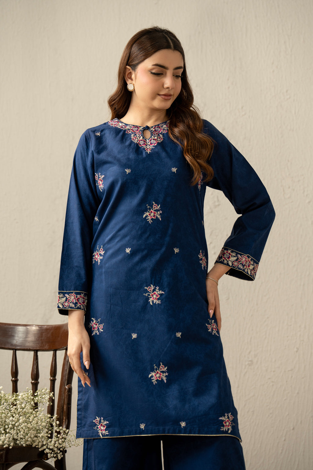 EMBROIDERED SELF JACQUARD STITCHED 2 PIECE SUIT