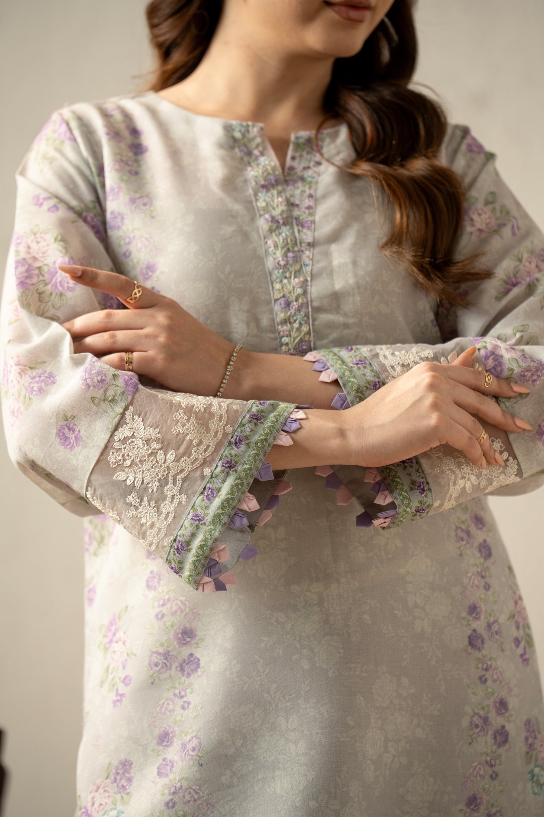 PRINTED EMBROIDERED CAMBRIC ZARI STITCHED SHIRT BOTTOM