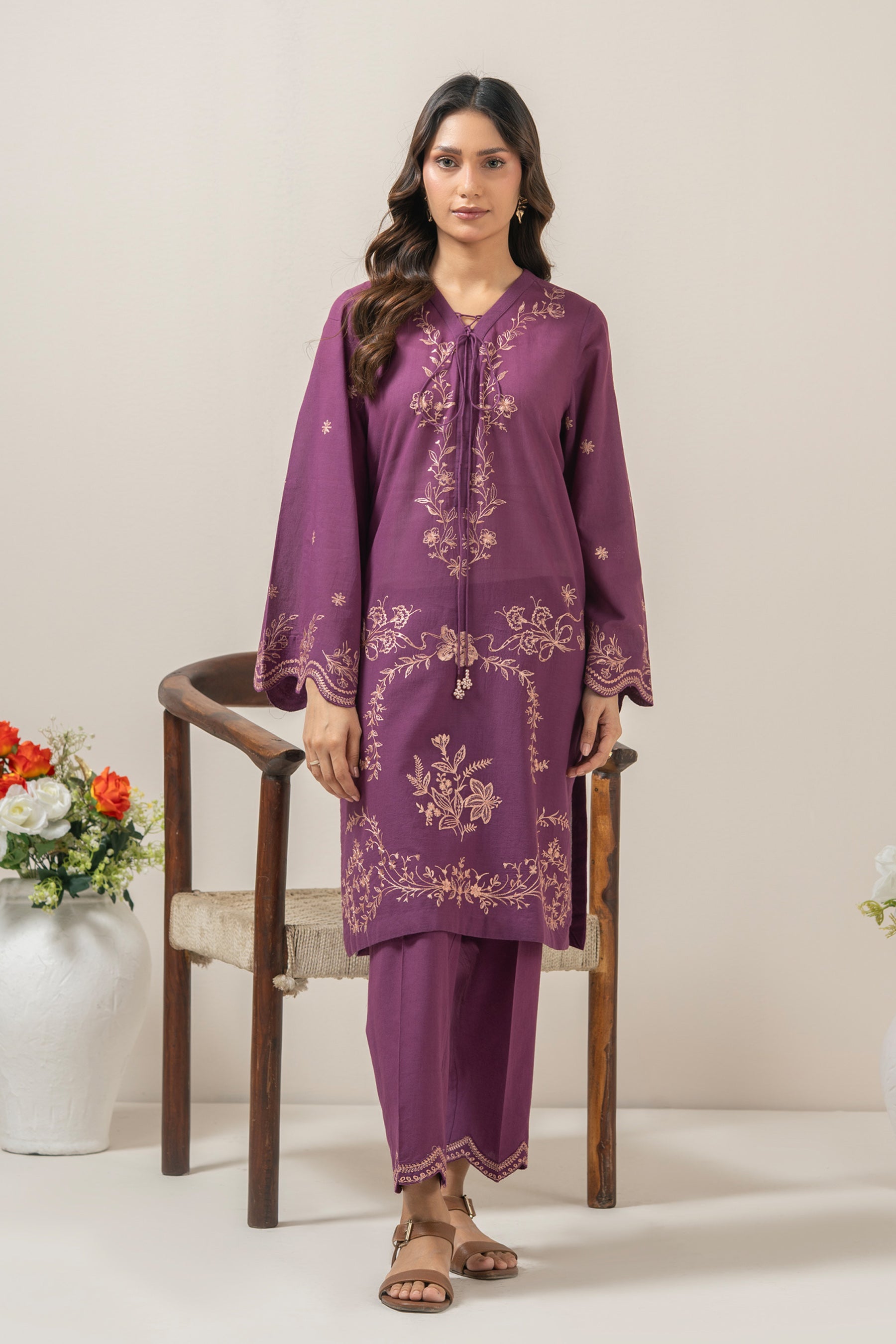EMBROIDERED CAMBRIC STITCHED SHIRT BOTTOM