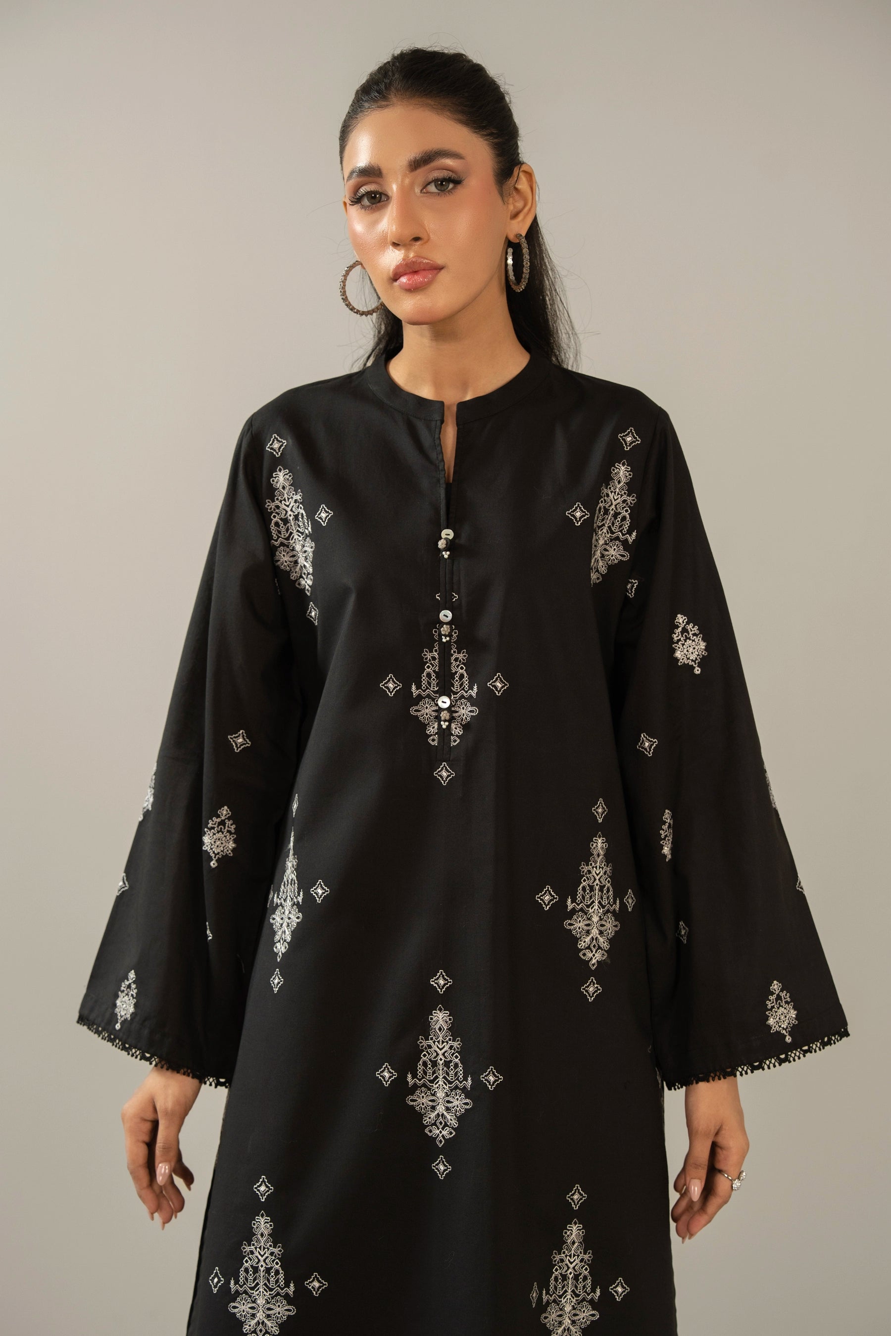 EMBROIDERED CAMBRIC STITCHED SHIRT BOTTOM SUIT