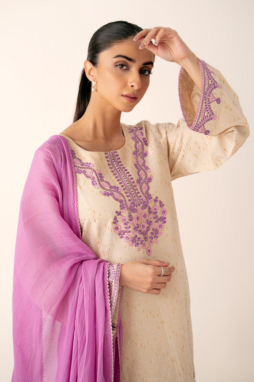 EMBROIDERED SUIT