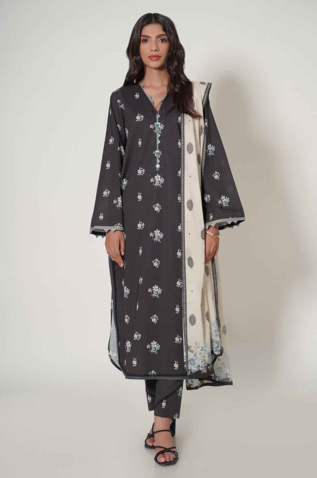 Unstitched 3 Piece Printed Cambric Suit