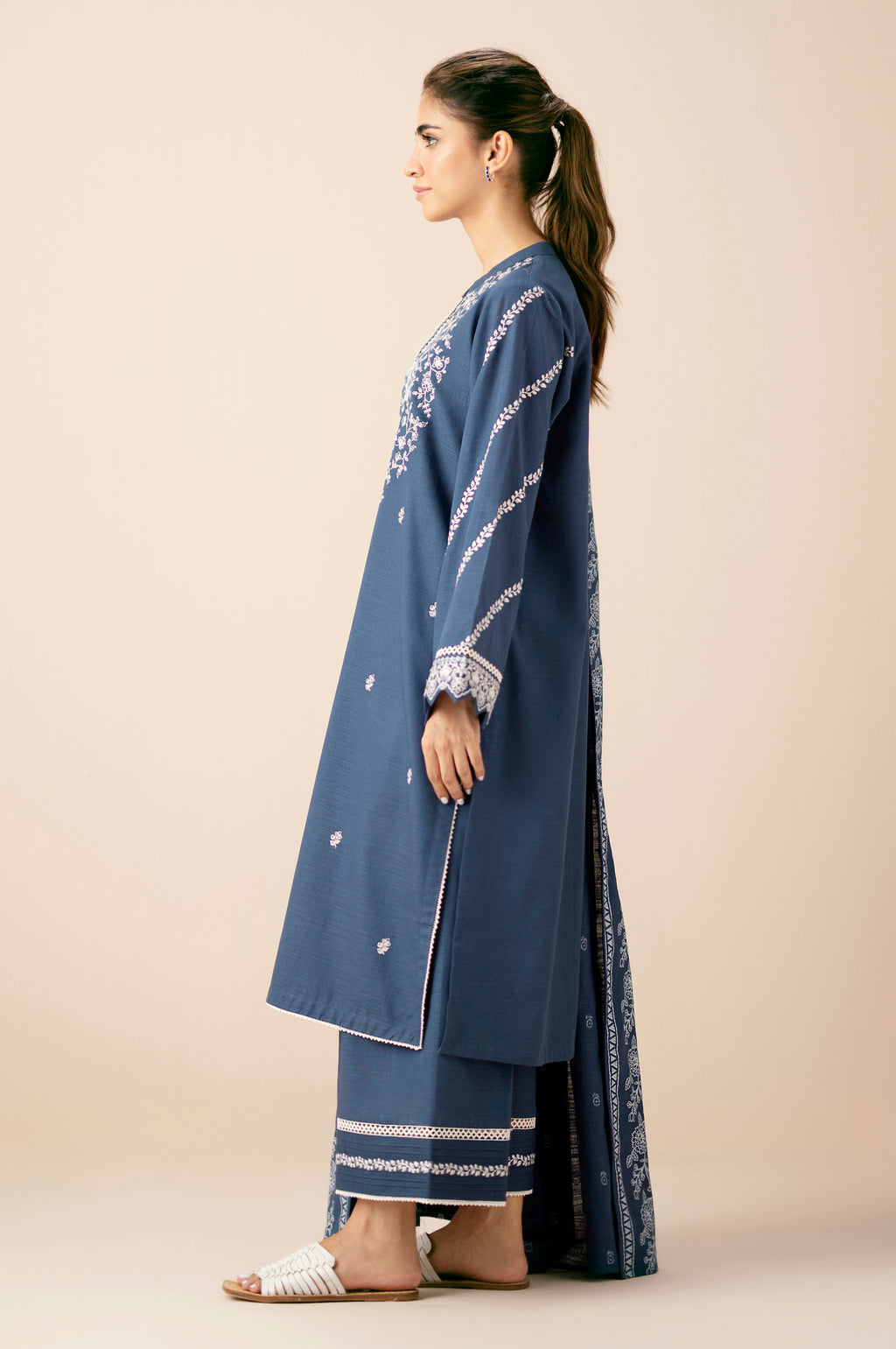 Stitched 3 Piece Embroidered Both Side Slub Suit