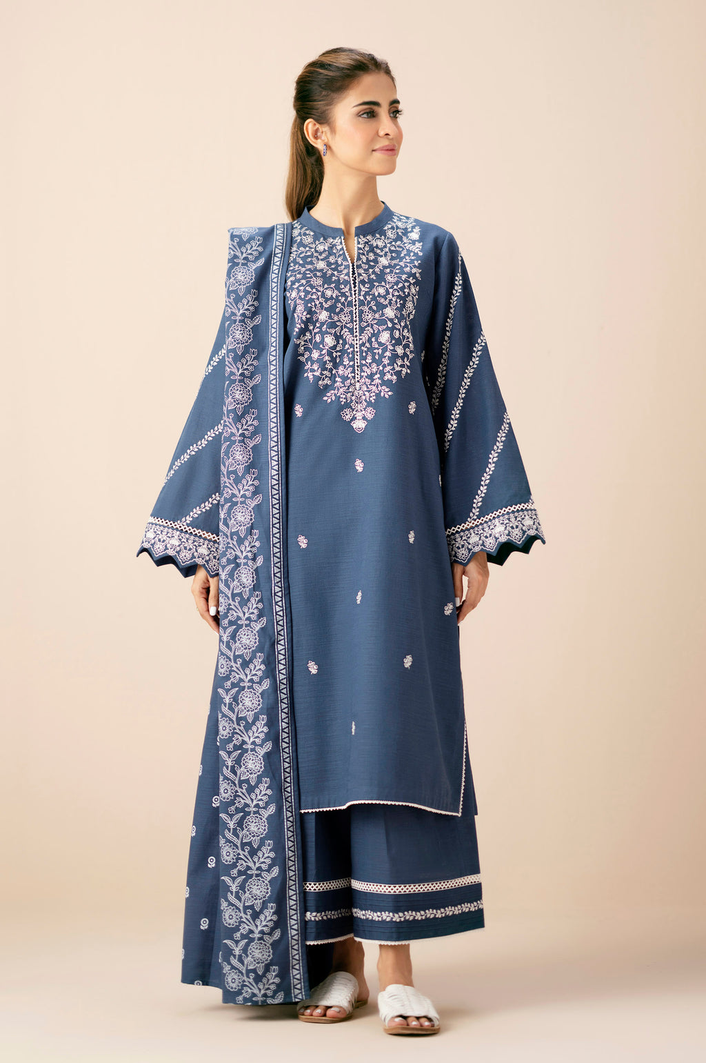 Stitched 3 Piece Embroidered Both Side Slub Suit