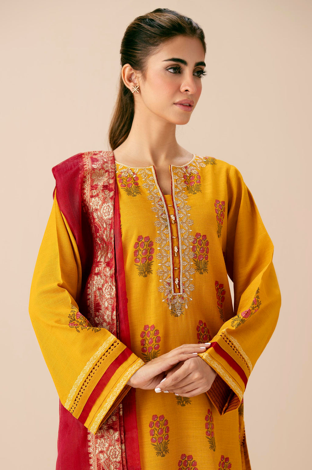 EMBROIDERED SUIT