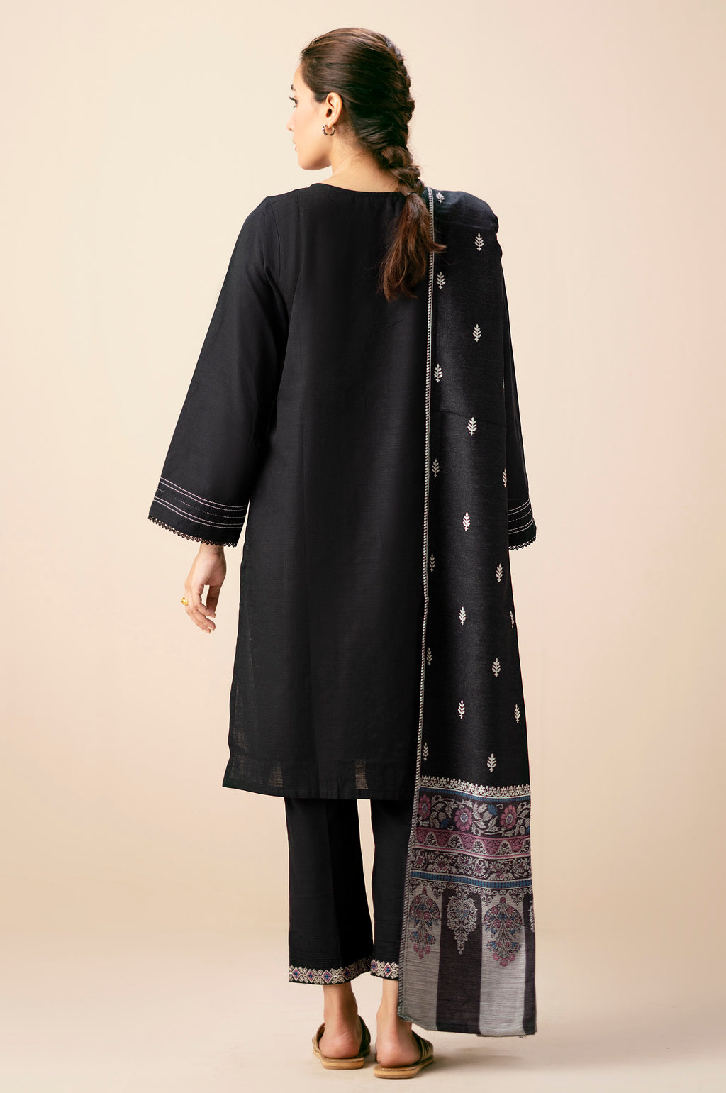 EMBROIDERED SUIT