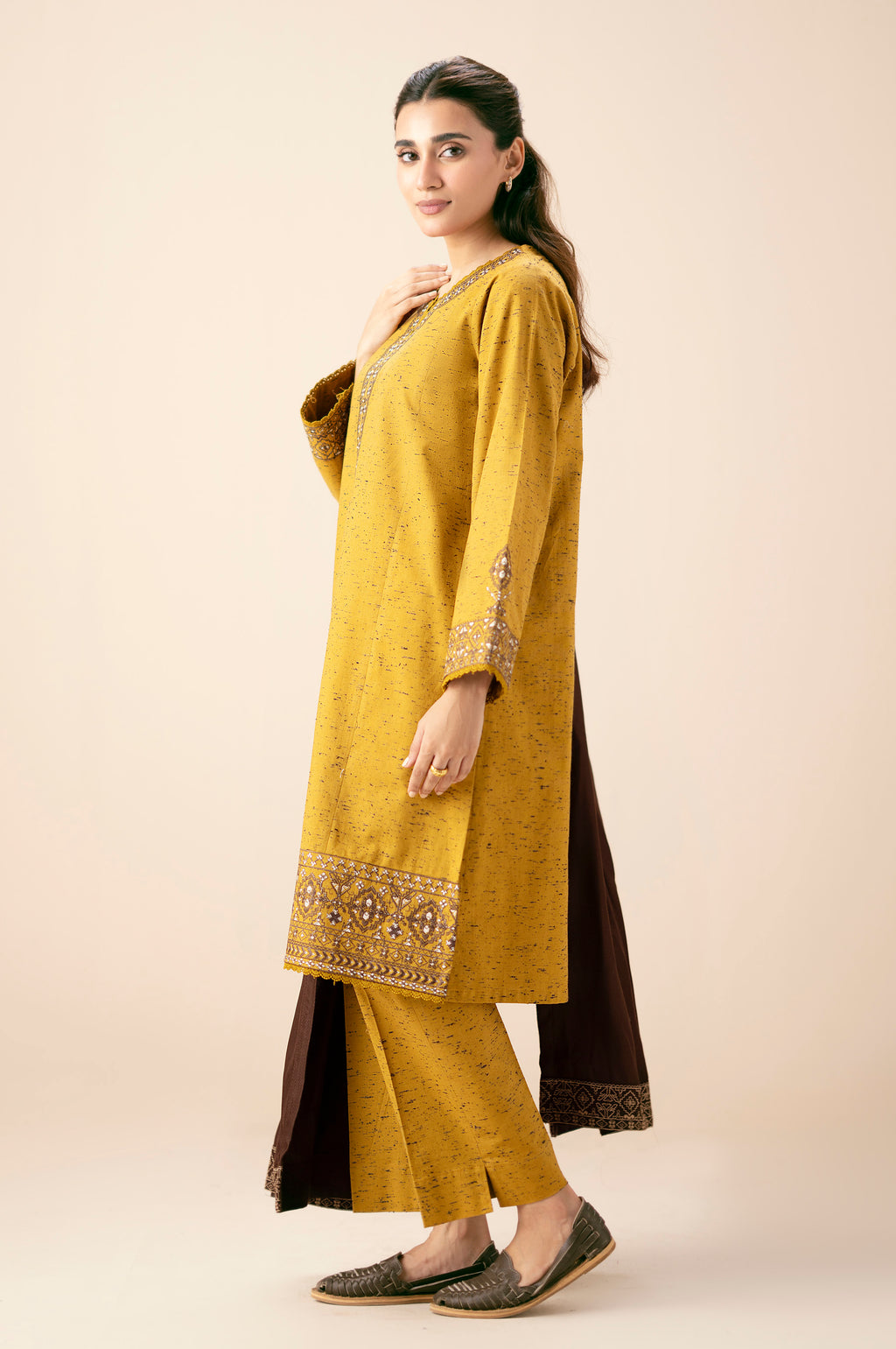 EMBROIDERED SHIRT BOTTOM