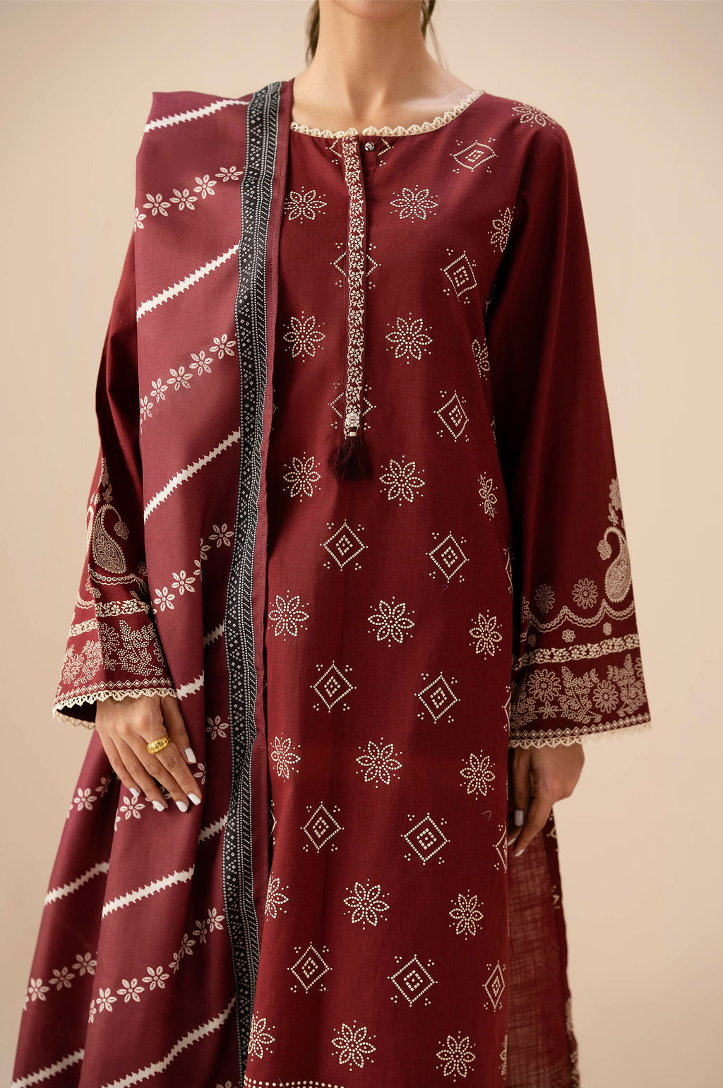PRINTED SUIT