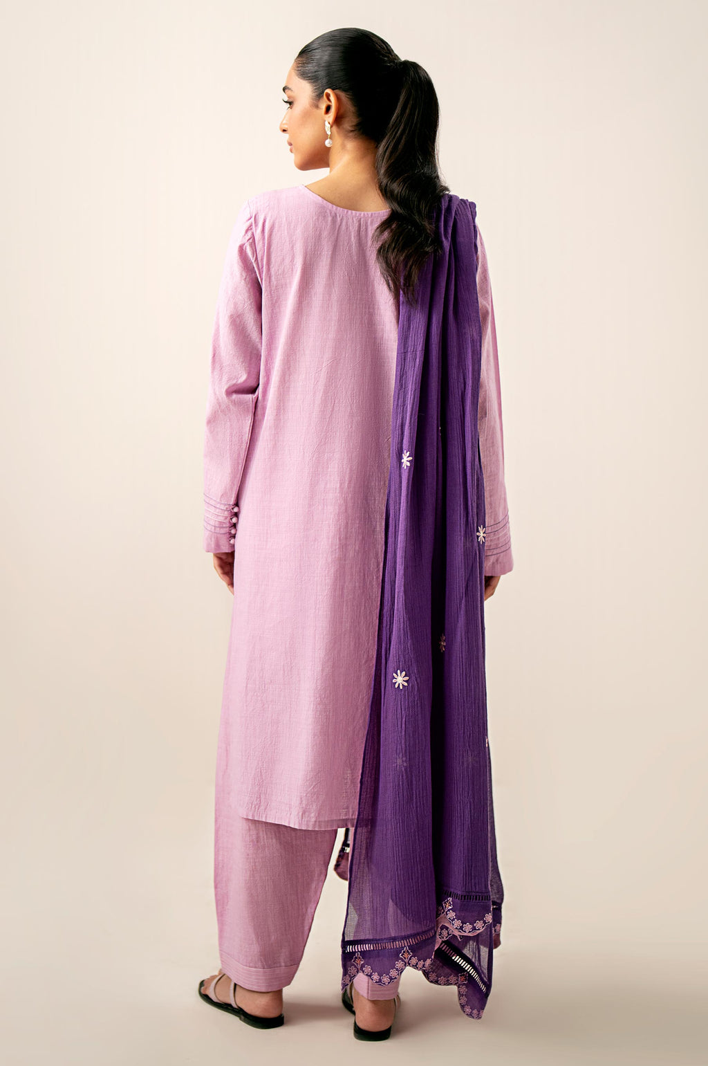 Unstitched 3 Piece Embroidered Slub Lawn with Cotton Net Dupatta
