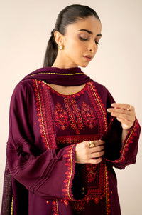 EMBROIDERED SUIT