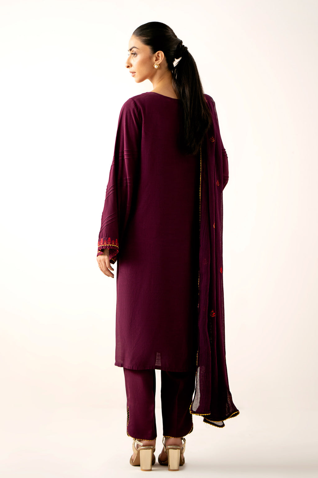 EMBROIDERED SUIT