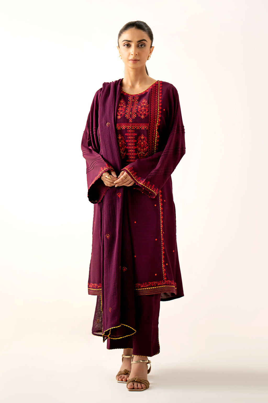 EMBROIDERED SUIT