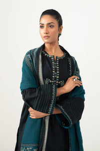 EMBROIDERED SUIT