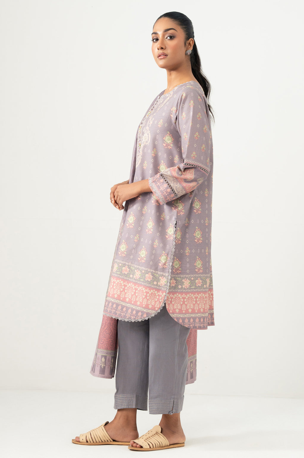 PRINTED SUIT