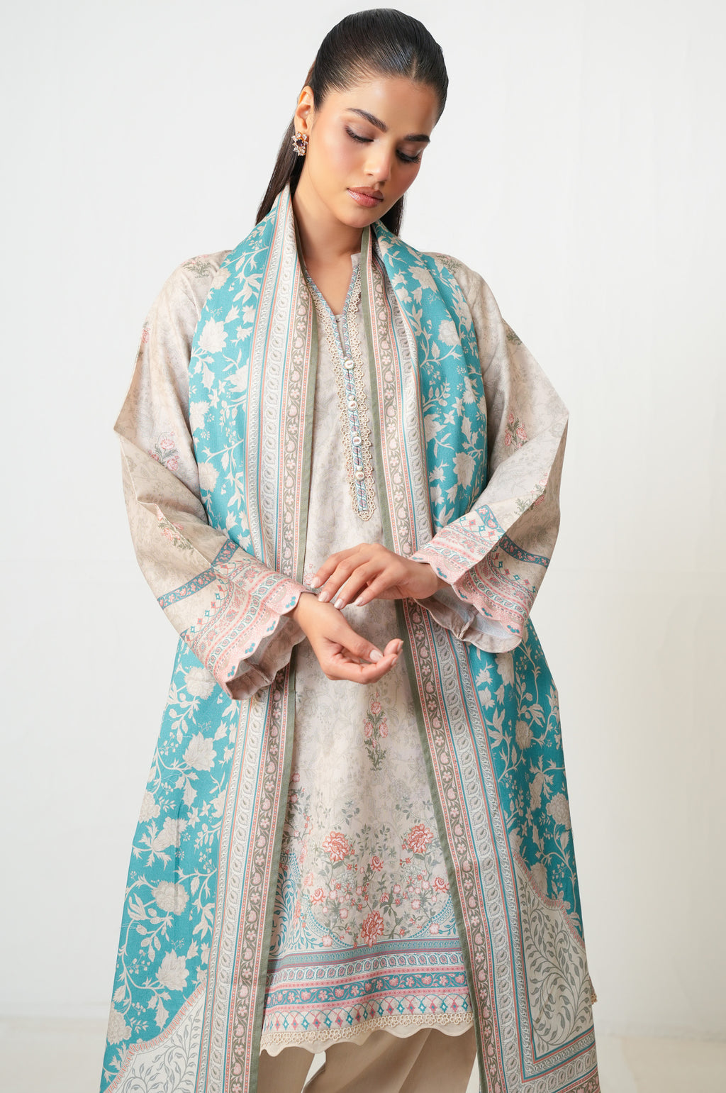 STITCHED PRINTED SUIT