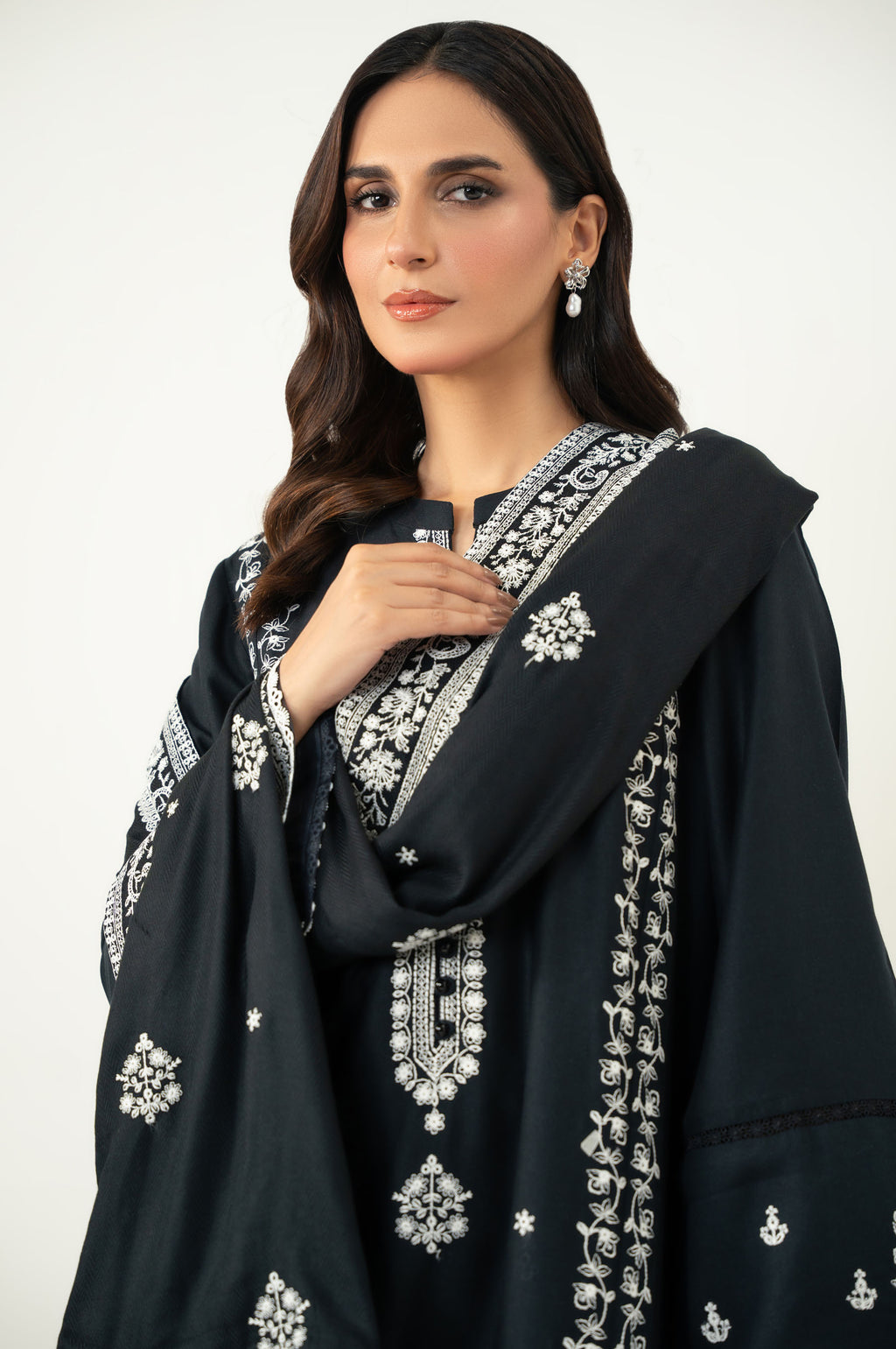 EMBROIDERED CHIKANKARI SHIRT BOTTOM