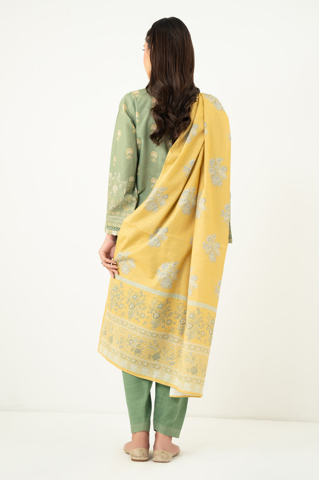 STITCHED EMBROIDERED SUIT
