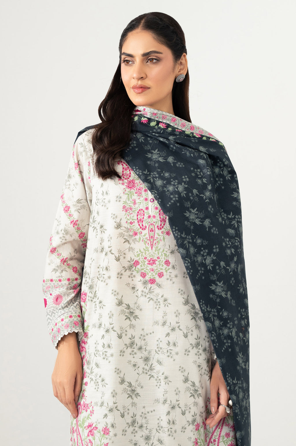 STITCHED PRINTED SUIT