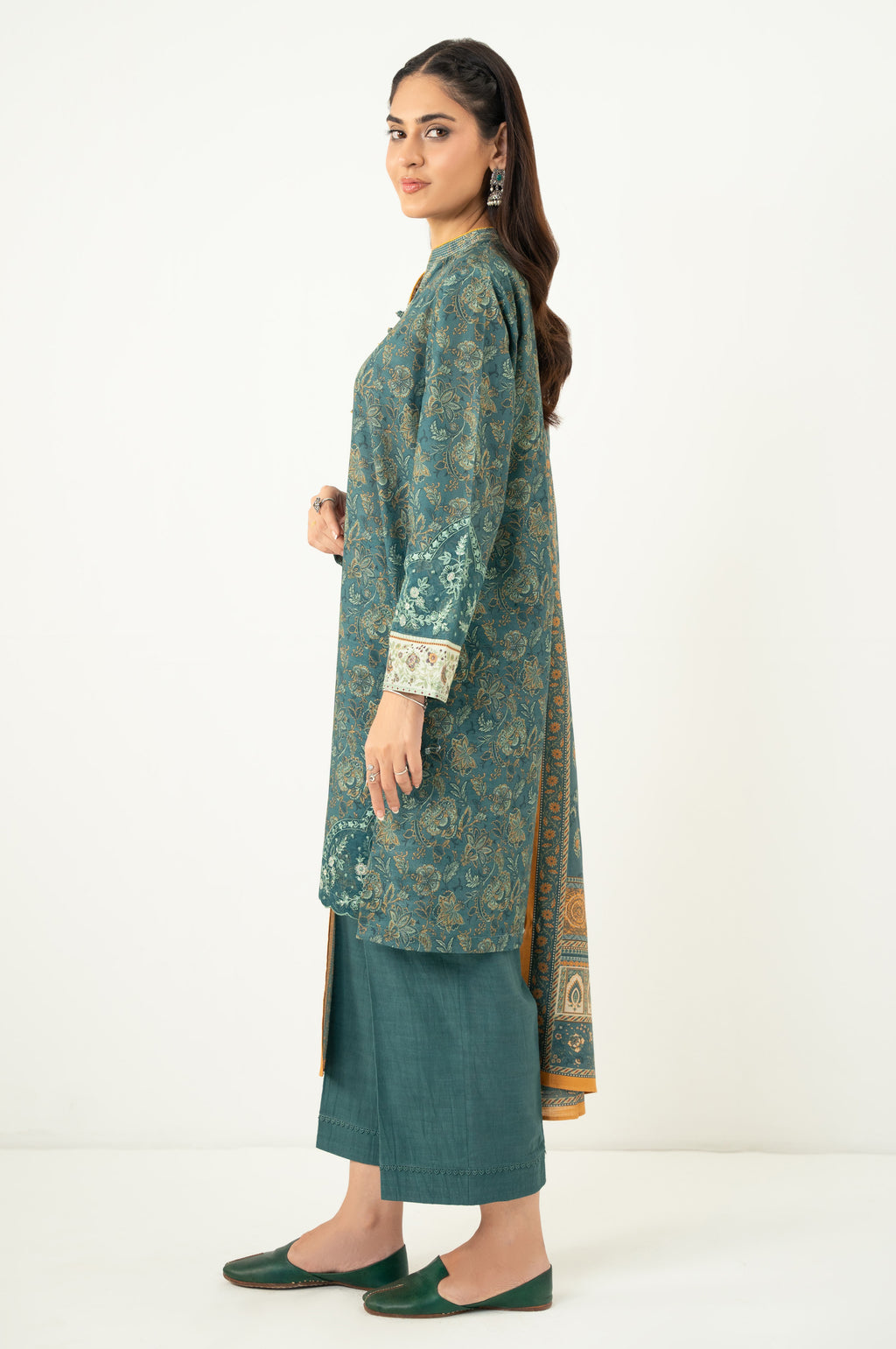 STITCHED PRINTED SUIT