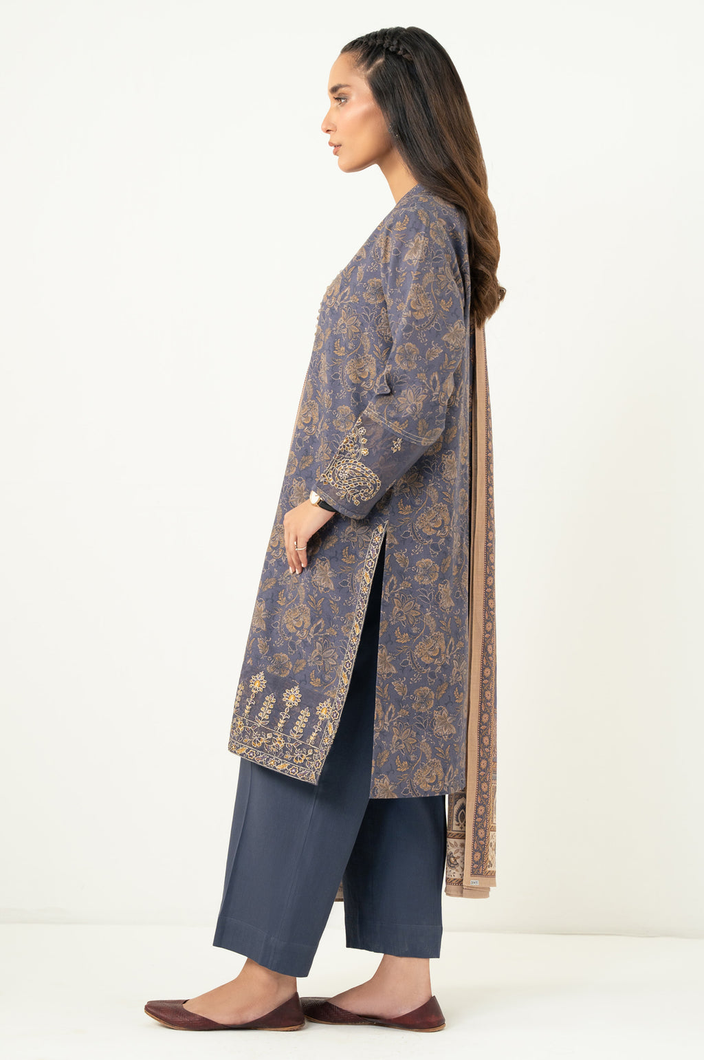 STITCHED PRINTED SUIT