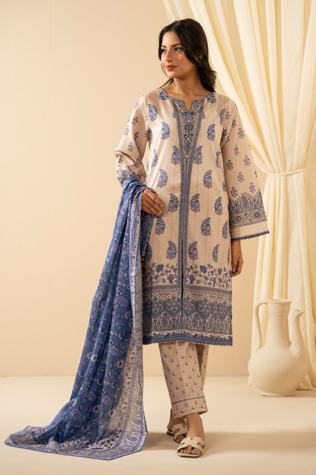 STITCHED DIGITAL PRINTED LAWN SUIT