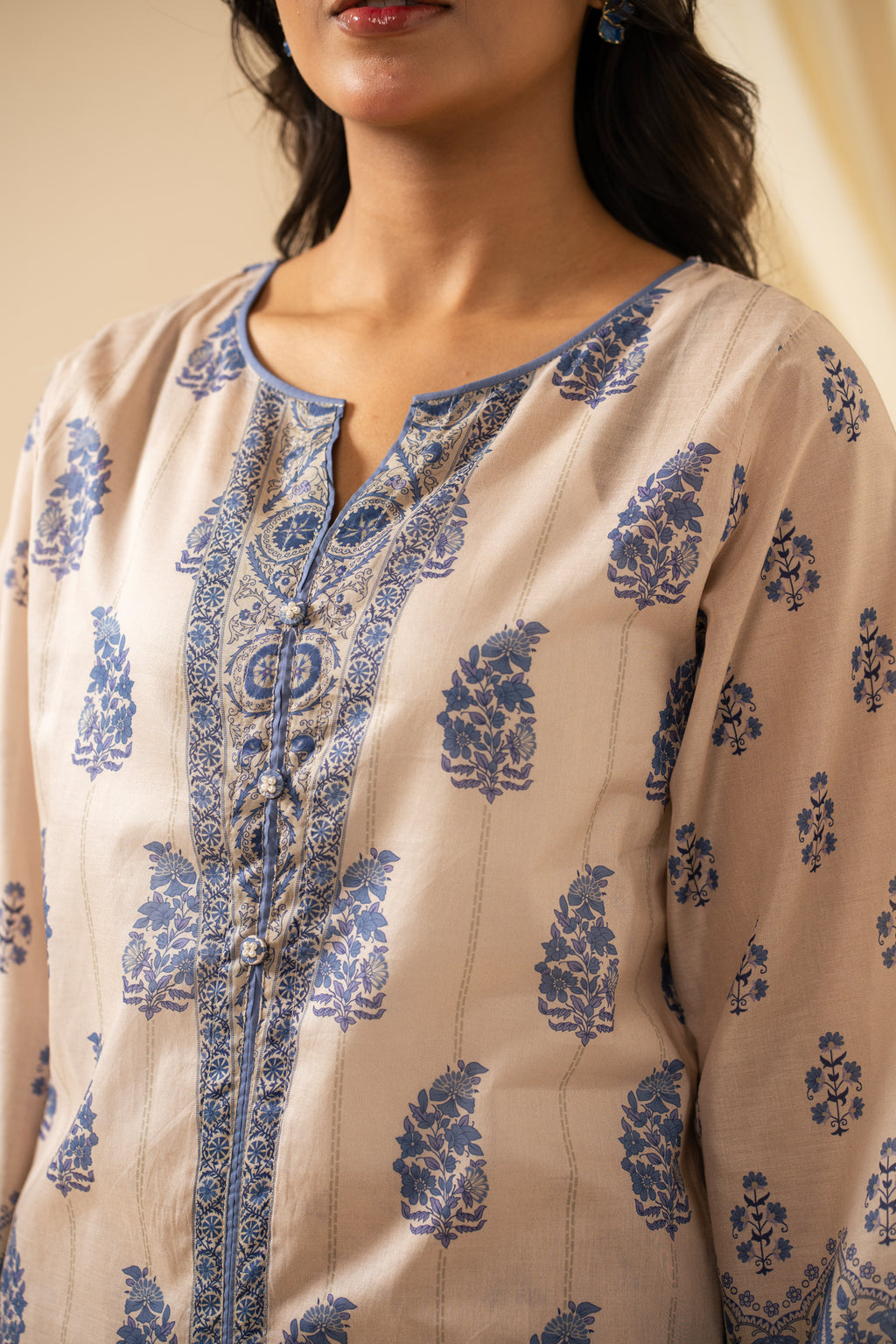 STITCHED DIGITAL PRINTED LAWN SUIT