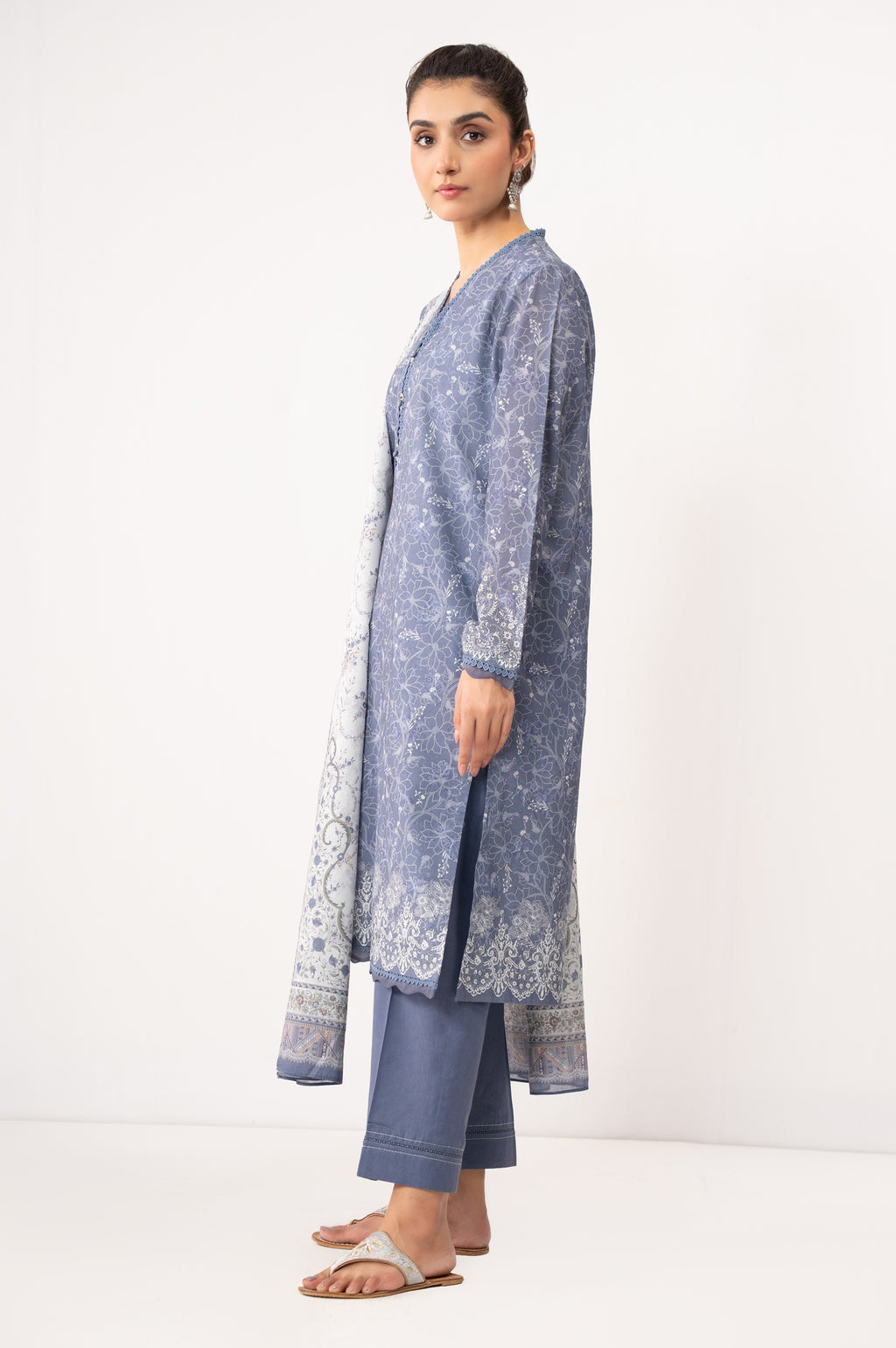 PRINTED SUIT