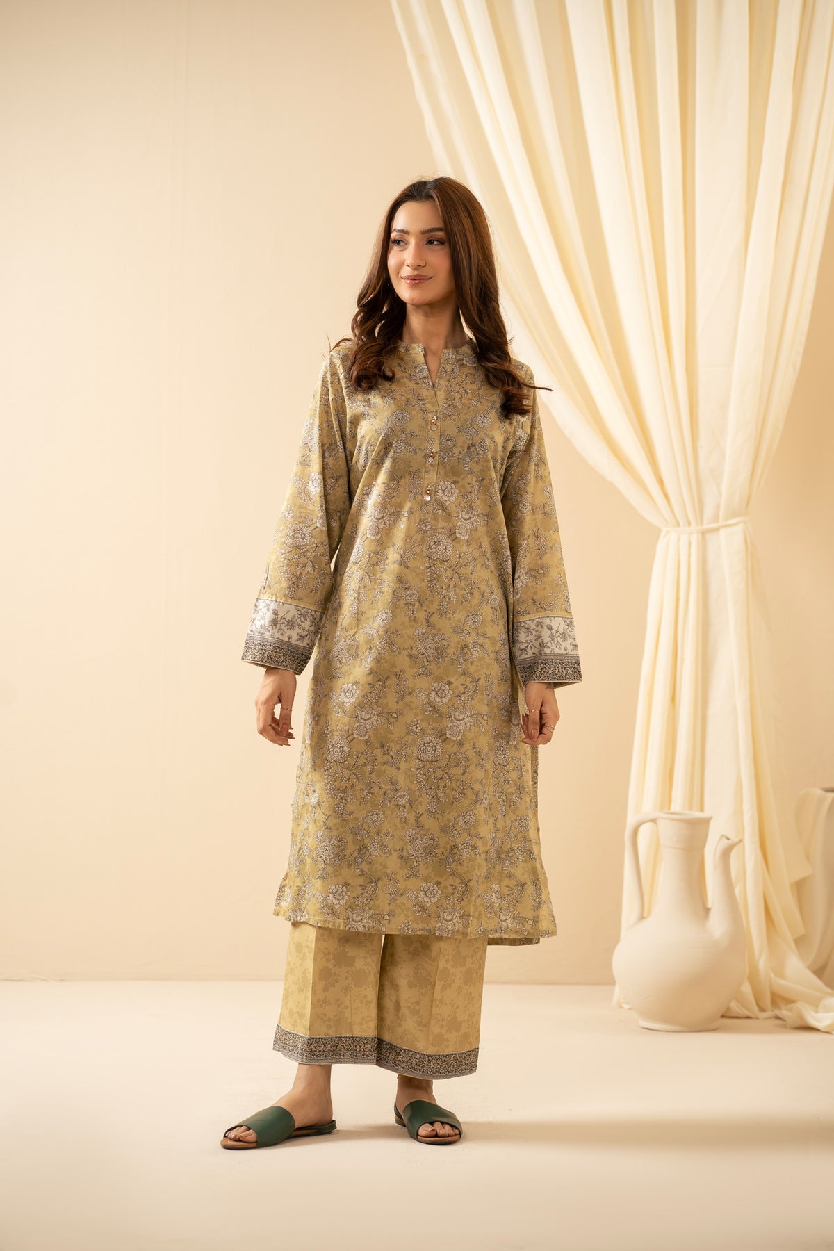 STITCHED 3 PIECE SUIT