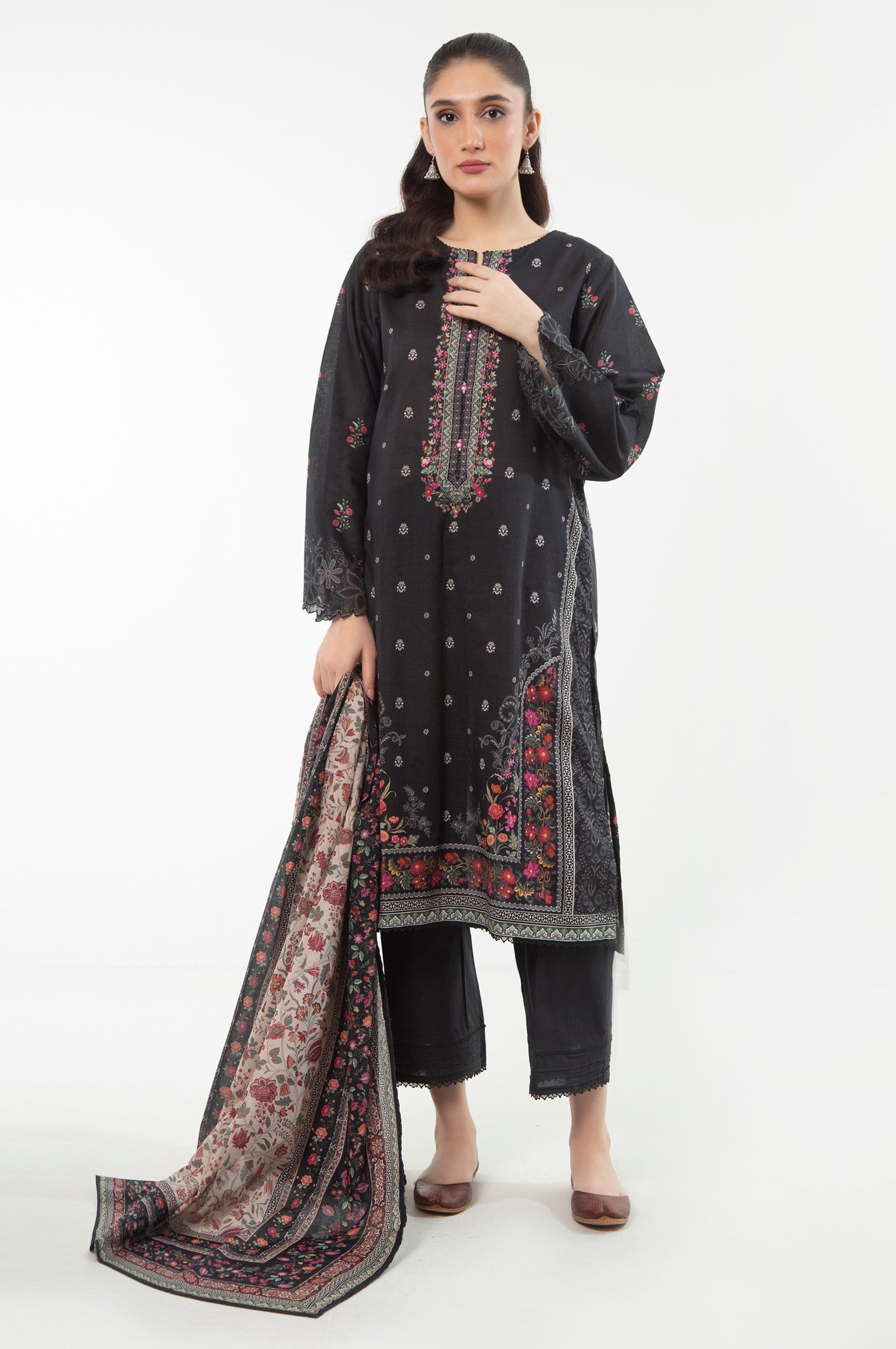 STITCHED PRINTED LAWN SUIT