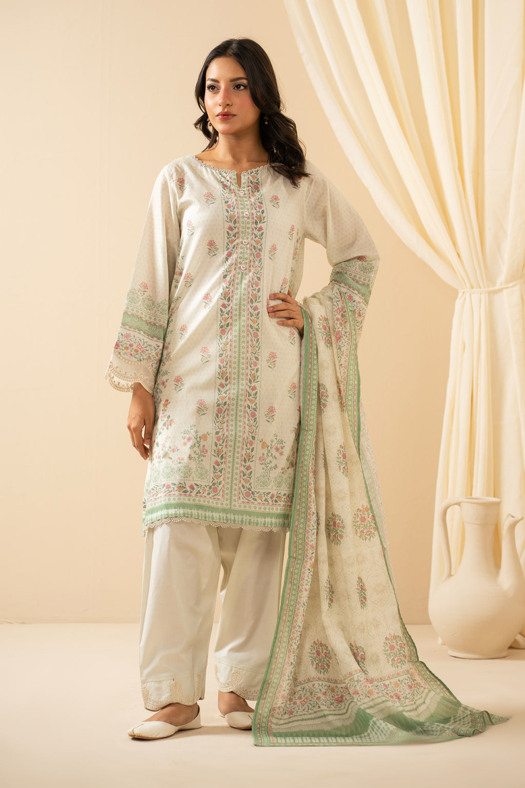 EMBROIDERED LAWN STITCHED 3 PIECE SUIT