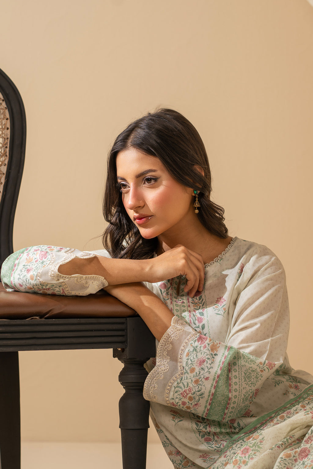 EMBROIDERED LAWN STITCHED 3 PIECE SUIT