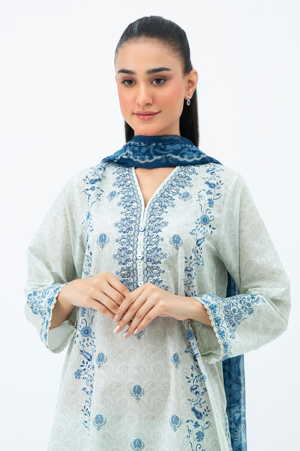 EMBROIDERED SUIT