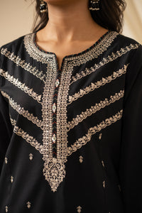STITCHED EMBROIDERED COTTON LINEN VISCOSE SUIT