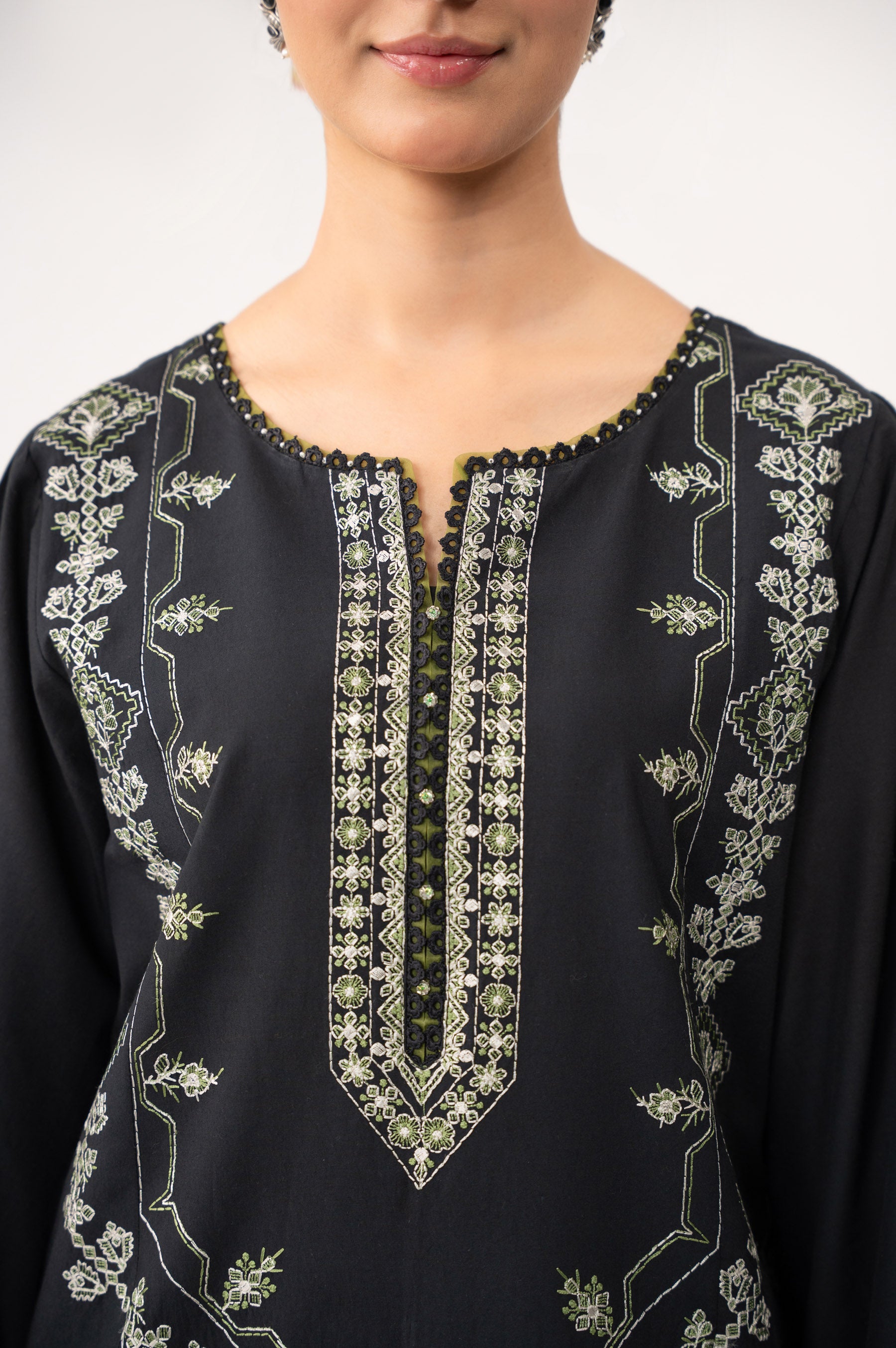 STITCHED EMBROIDERED CAMBRIC SUIT