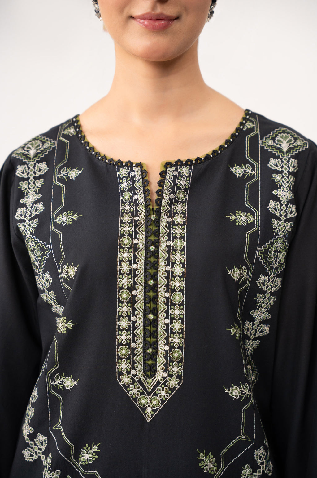 EMBROIDERED SUIT