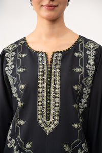EMBROIDERED SUIT