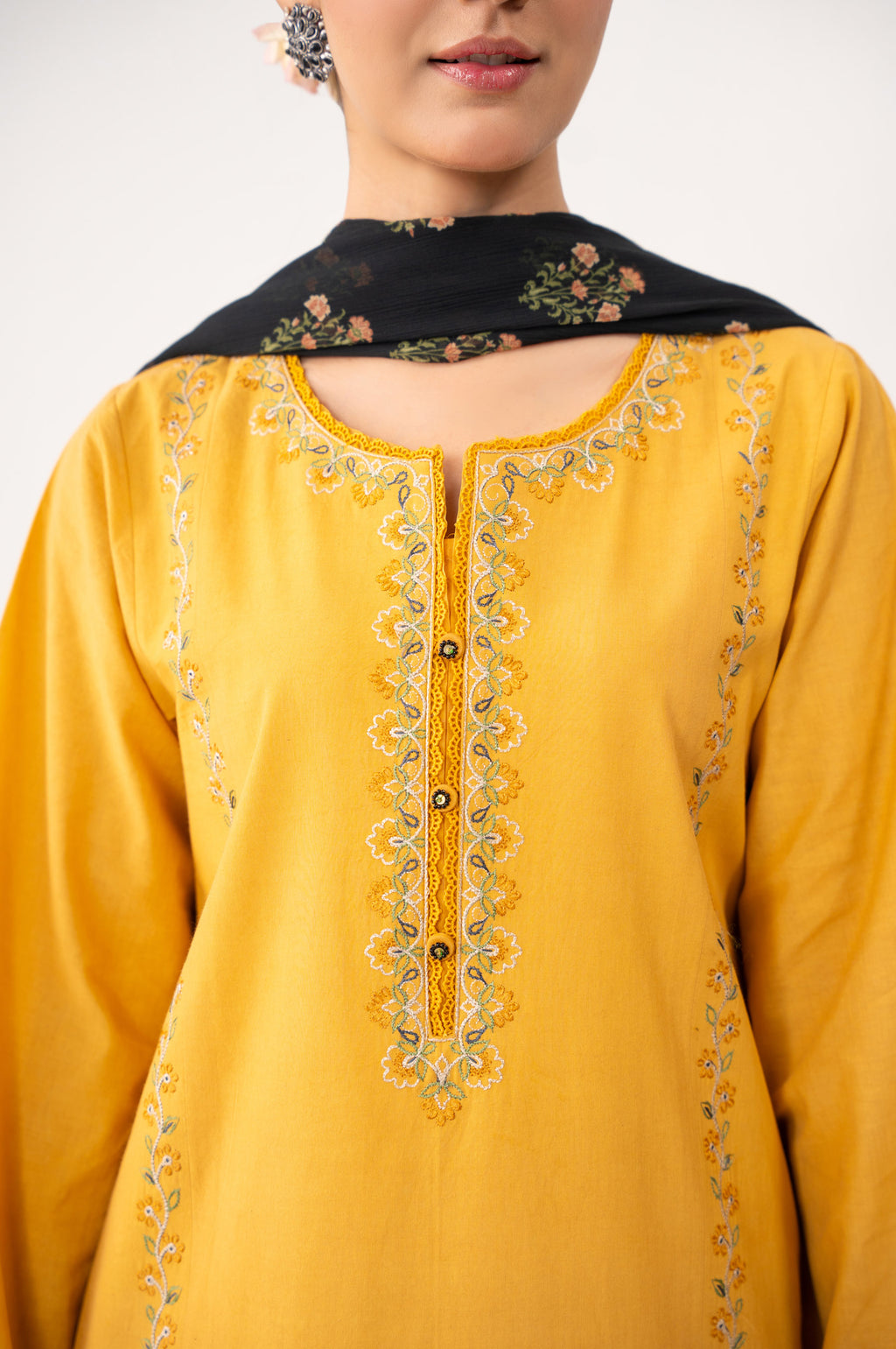 EMBROIDERED SUIT