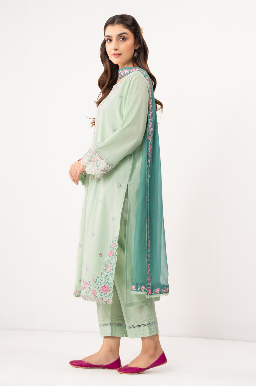 EMBROIDERED SUIT