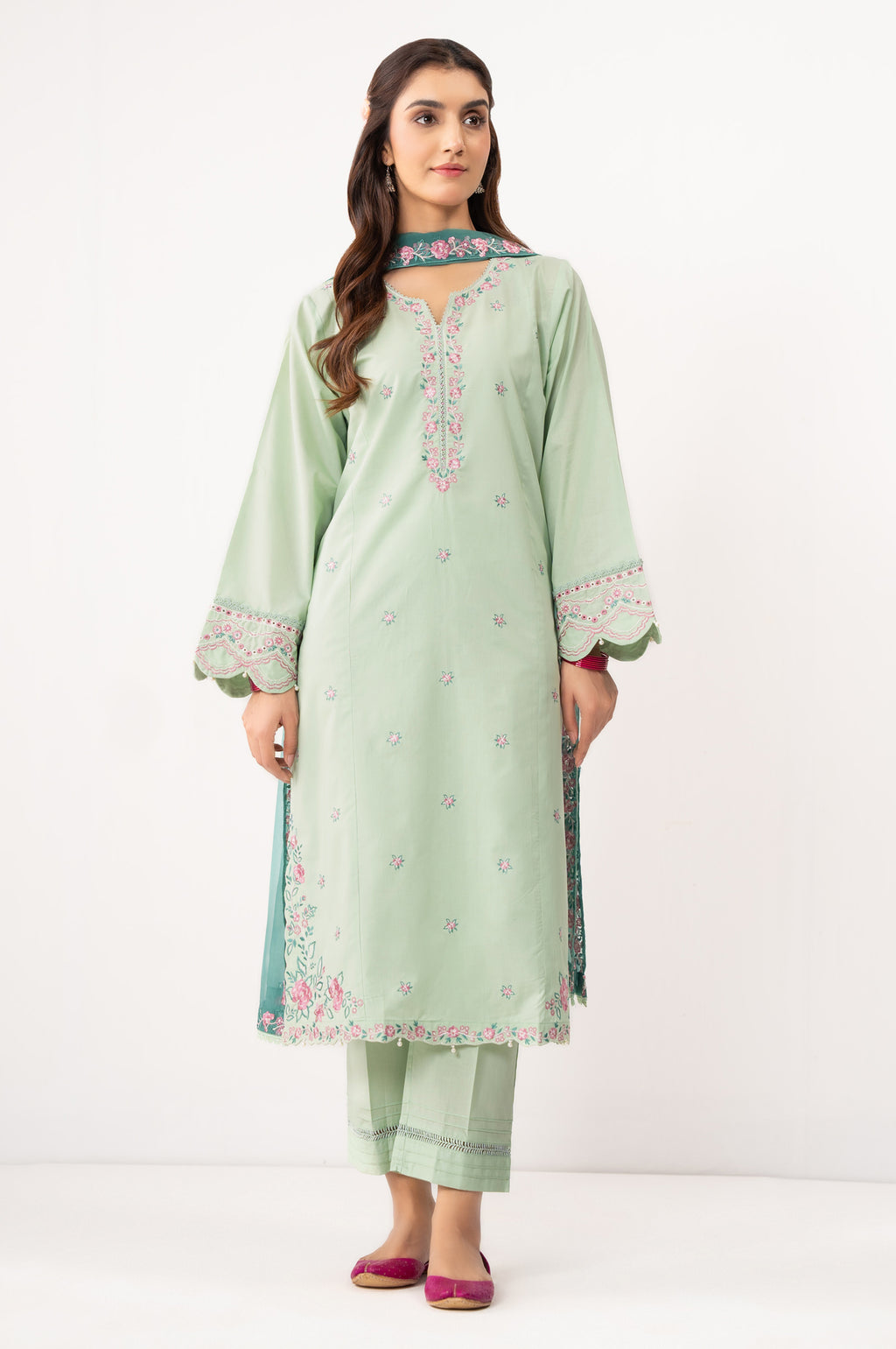 EMBROIDERED SUIT
