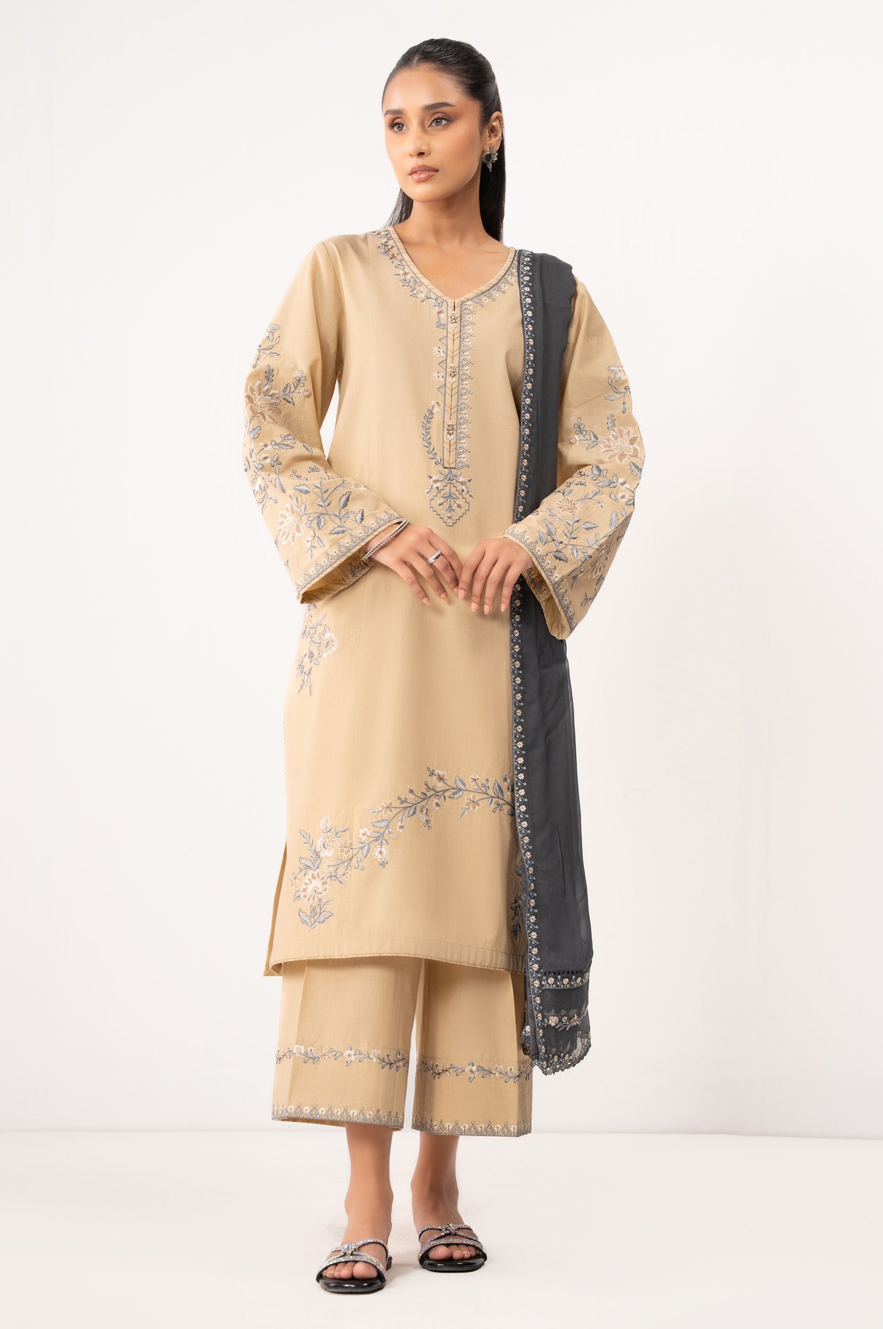 STITCHED EMBROIDERED CAMBRIC SUIT
