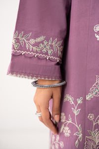 EMBROIDERED SUIT