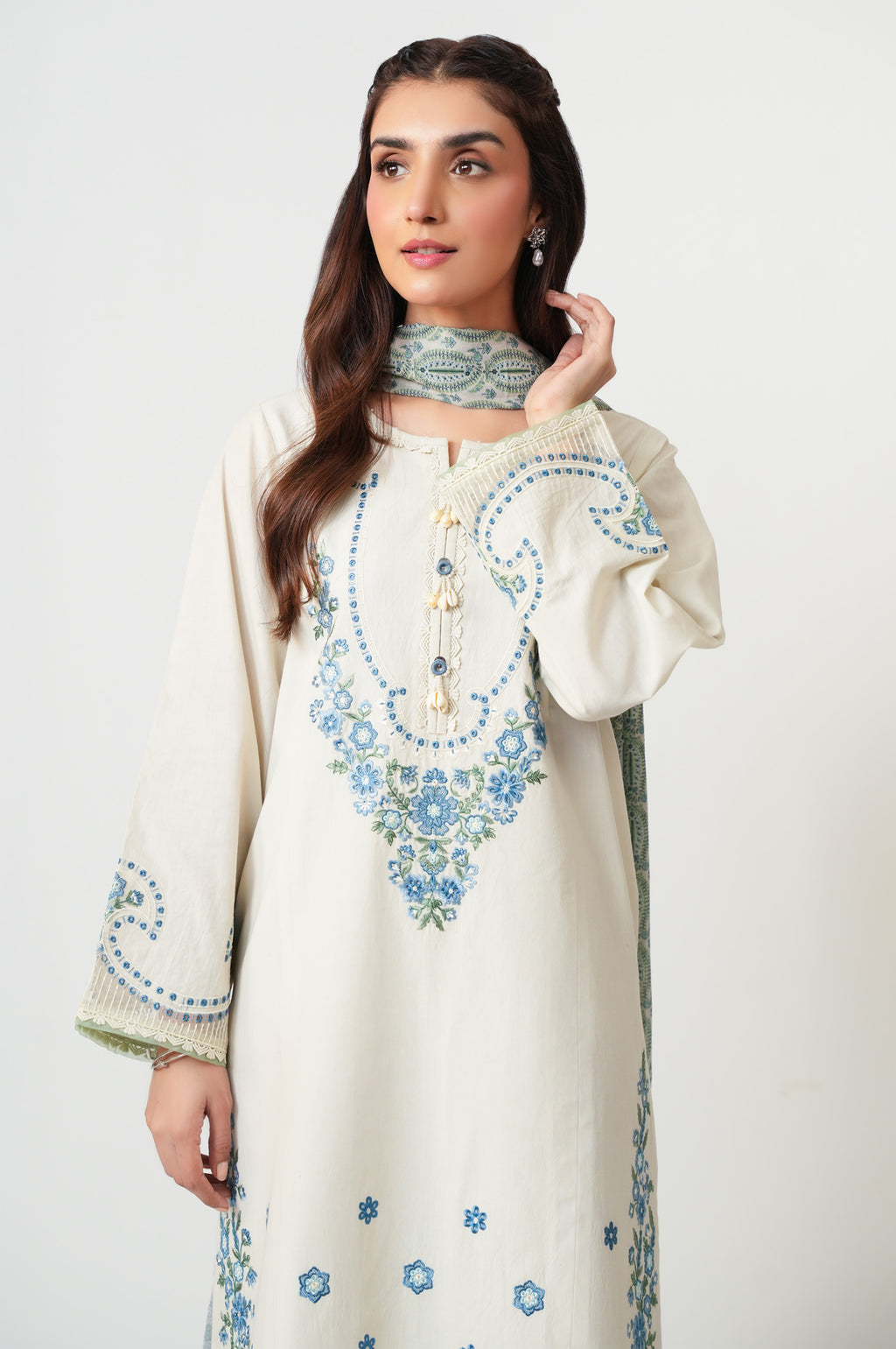 EMBROIDERED SUIT