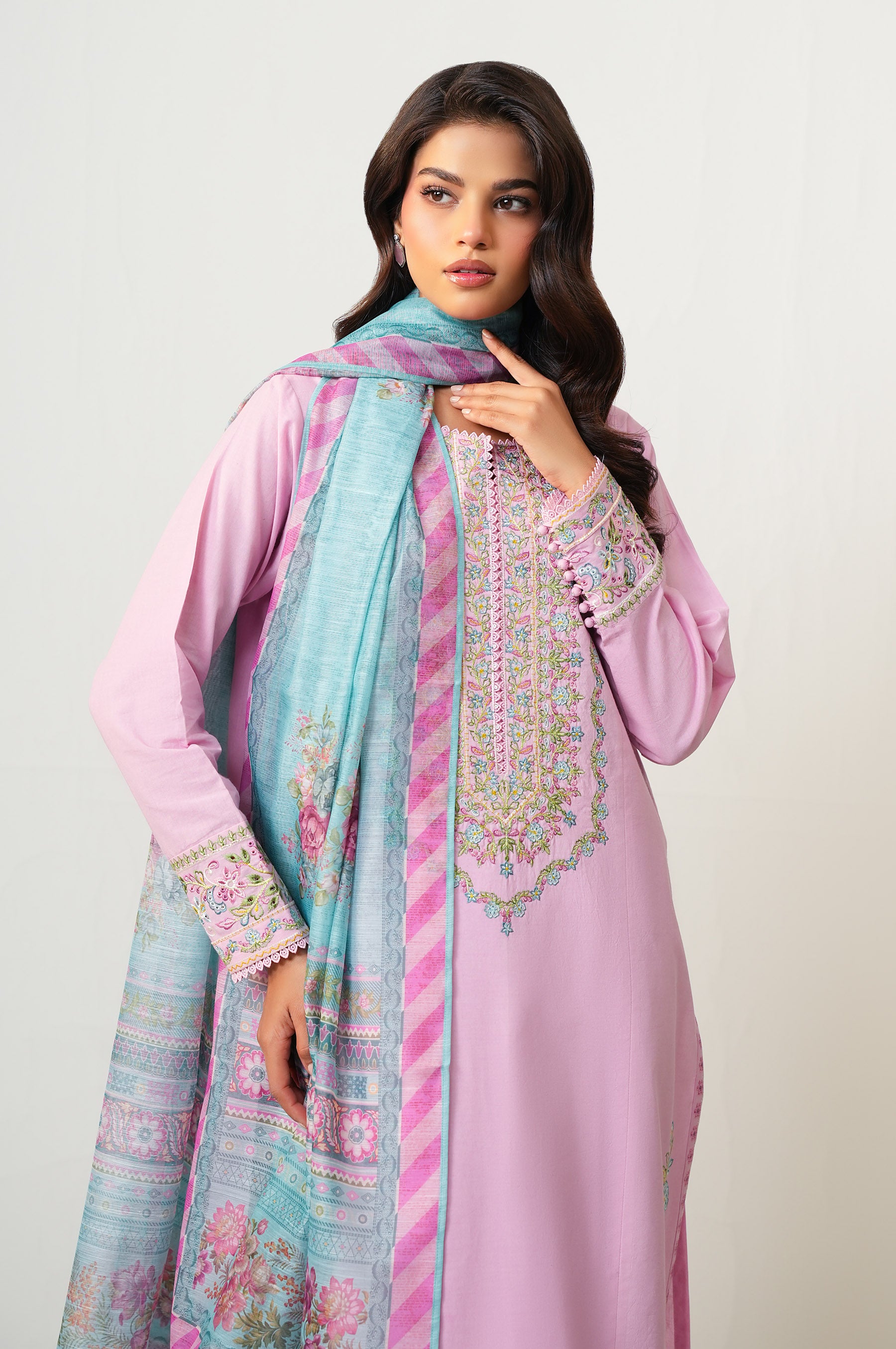 STITCHED EMBROIDERED CAMBRIC SUIT